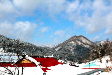 한국의 시골집 겨울풍경
