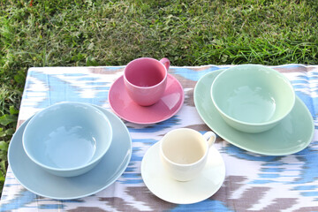 colored plate cuup coffe tableware kitchenware 