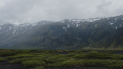 Montagnes enneiges en Islande