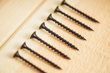 Self-tapping screws for fastening of wooden boards