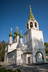 Fototapeta na wymiar Uspenskaya Tserkov church in Nizhny Novgorod