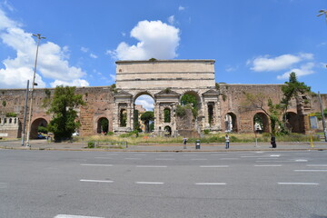 Fototapeta na wymiar Roma Porta Maggiore