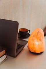 hilamayan salt lamp and workink place