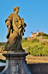 Sankt Totnan, Brückenfigur, Würzburg