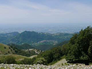 panoramica vista della cima del Semprevisa sui Monti Lepini