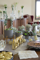 Dessert table decorated for a wedding.  Champetre style decoration for a wedding 