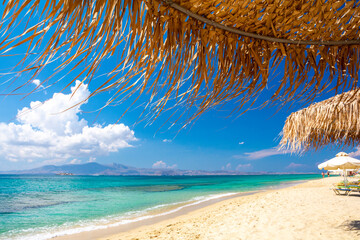 Fototapeta na wymiar paradise sandy beach on Naxos island, Cyclades, Greece