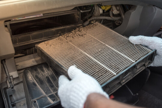 Как поменять салонный фильтр каптюр Cabin Air Filter Изображения: просматривайте стоковые фотографии, векторные изоб