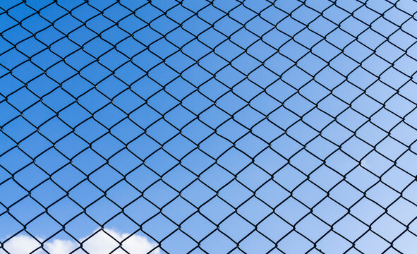chain link fence