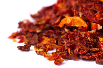 tomato flakes in white natural spice