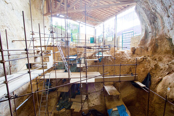 Caune de l'Arago site (France), where fossils and stone tools of Homo heidelbergensis (early Homo...