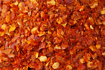 De Arbol Chilli Flakes in white natural spice