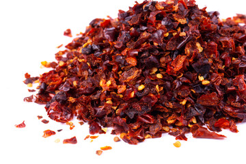 Pequin chilli Flakes in white natural spice