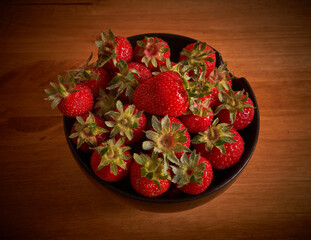 Strawberries in the bowl