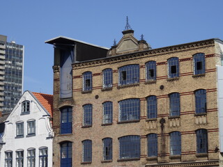 Fototapeta na wymiar historisches Speicherhaus