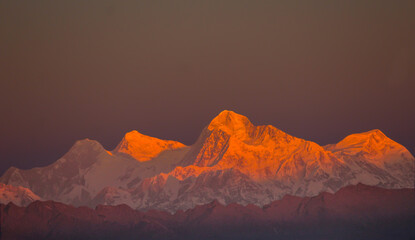 sunrise in the Everest with Lhotse Makali Chomo Lonzo - obrazy, fototapety, plakaty