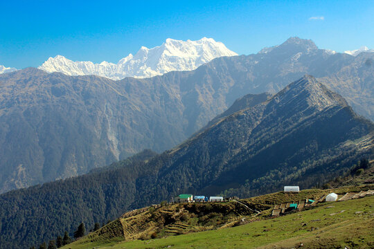 Chopta Valley way to Tunganath