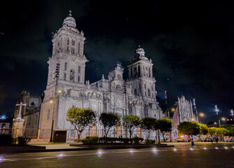 Fototapeta na wymiar Catedral Metropolitana de la Ciudad de México.