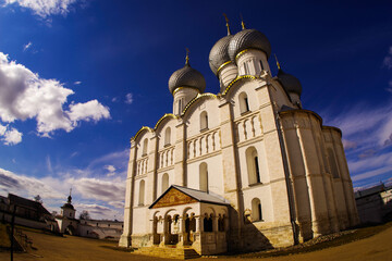 Fototapeta na wymiar The ancient Kremlin in the city of Rostov. Yaroslavl region, Russia