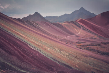 Naklejka premium rainbow mountain