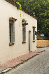 Fototapeta na wymiar Narrow pedestrian zones in the colonial zone of Santo Domingo, Dominican Republic. 
