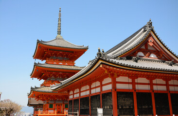 Fototapeta premium Red tower and red house in a temple