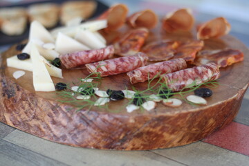 serrano ham and cheesse