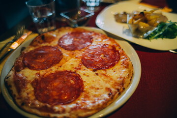 Pizza calabresa