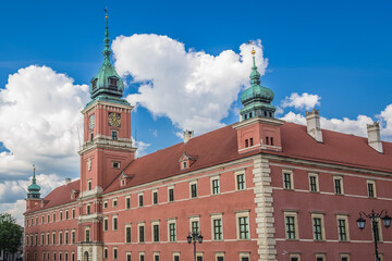 Obraz premium Royal Castle located on Castle Square on the Old Town of Warsaw, Poland