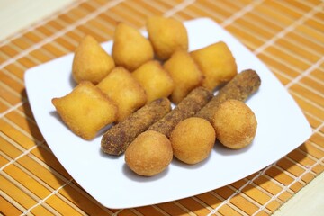 fried potatoes with rosemary