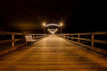 Fototapeta premium pier at night long exposure in white rock, canada