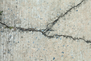 Obraz premium cracked concrete wall
