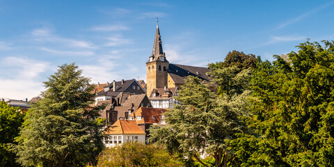 Fototapeta premium Kirche und Altstadt von Essen Kettwig