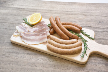 ハム　ソーセージ　ウインナー　ベーコン　盛り合わせ