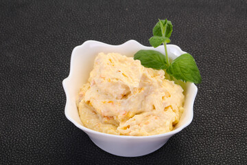 Curd with dry apricot