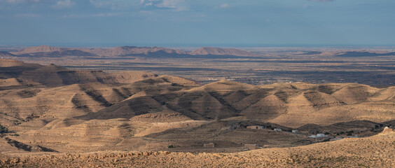 Fototapeta premium The Dahar, southern region of tunisia, land of ksour, beginning of the sahara