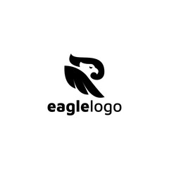 Obraz premium Eagle logo design vector template negative space. creative wild bird falcon hawk logotype concept icon