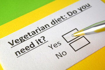 Obraz premium One person is answering question about vegetarian diet.