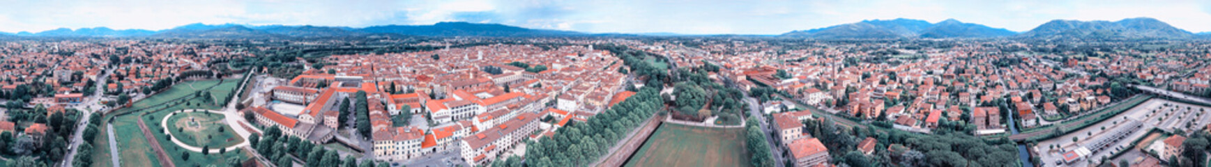 Fototapeta premium Amazing aerial view of Lucca, famous town of Tuscany