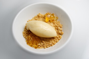Peach ice cream