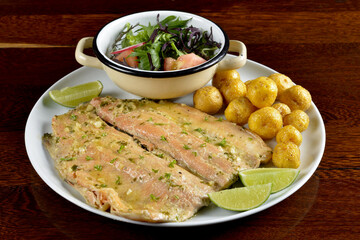 Trucha papas criollas