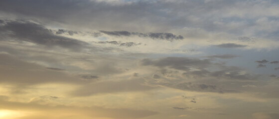 
Sonnenuntergang in den Bergen
