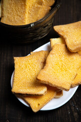 Crispy butter and sugar toast