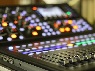 digitales Tonmischpult | digital sound Mixer