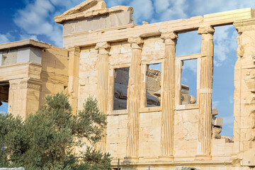 Naklejka premium Caryatids on Acropolis Hill near Parthenon in Athens