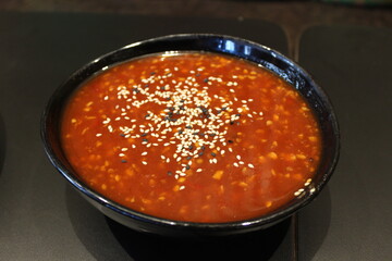 Thai Sauce for Sukiyaki Has a spicy and intense flavor from chilies Sprinkle sesame seeds for added flavor.