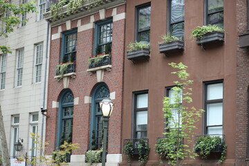 Fototapeta premium Upper East Side Churches Buildings Homes Balconies Lights Windows