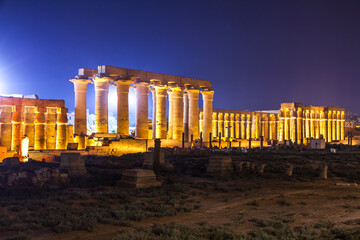 Ancient Luxor temple at night, UNESCO World Heritage site, Luxor, Egypt.