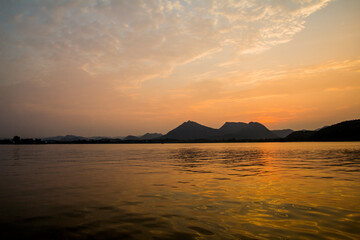 Fateh Sagar lake during Sunset
