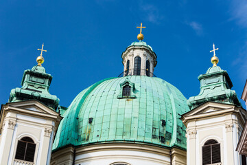 Fototapeta na wymiar St. Peter's Church (Peterskirche) in Vienna, Austria